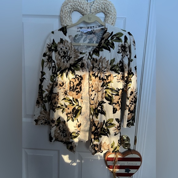 Isaac Mizrahi sweater worn once size large - Picture 4 of 12